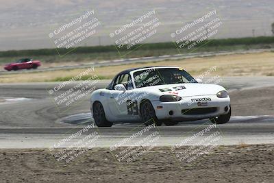 media/Jun-01-2024-CalClub SCCA (Sat) [[0aa0dc4a91]]/Group 3/Race/